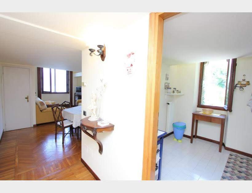 Charming Apartment Lake Front Acquaseria Ngoại thất bức ảnh